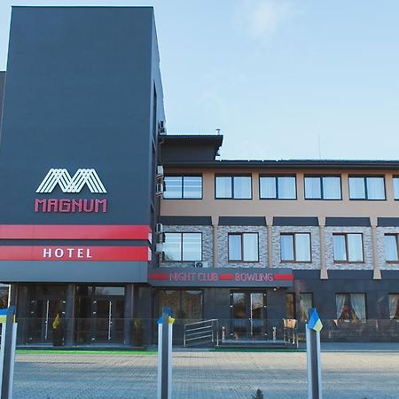 Magnum Hotell Berehove  Exteriör bild