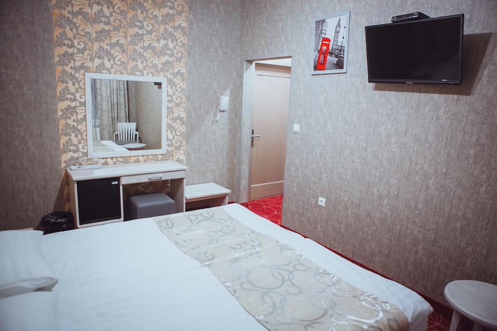 Magnum Hotell Berehove  Exteriör bild